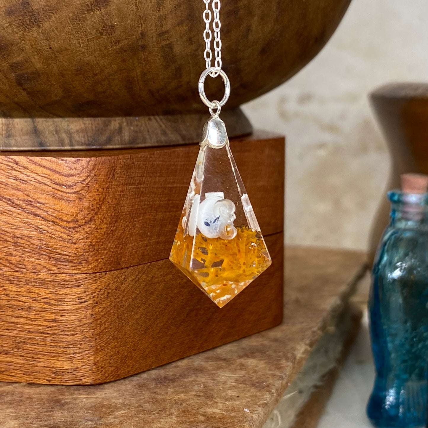 Mossy Skull D4 Pendant