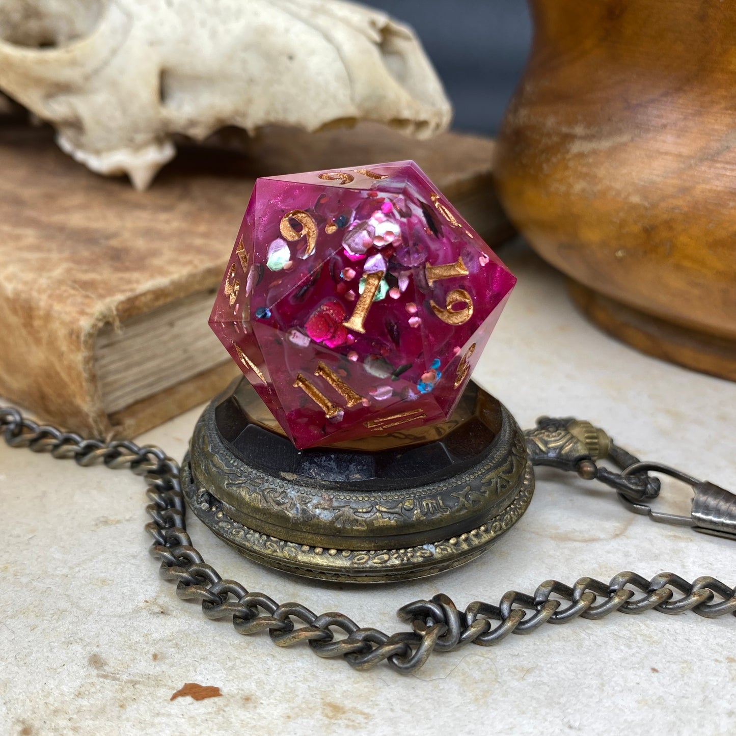 Party Princess 30mm Chonk D20