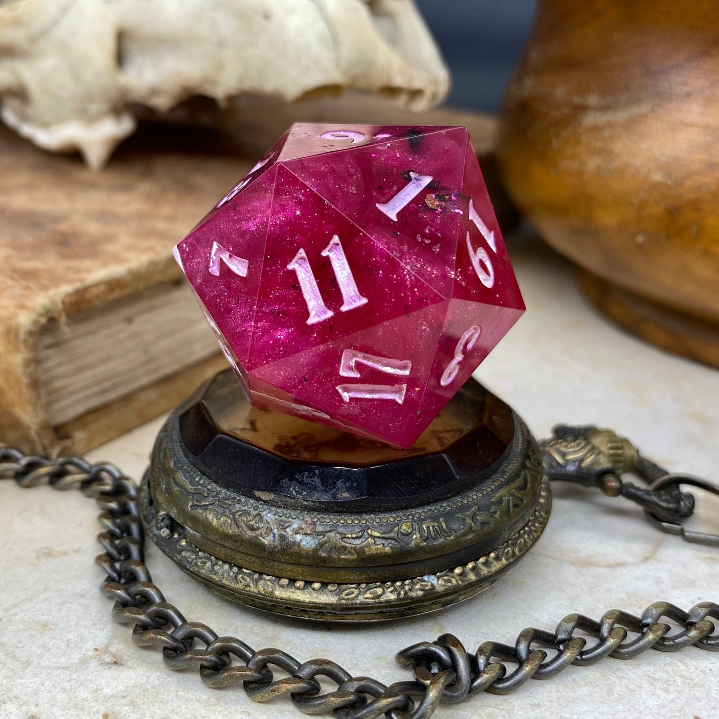 Raspberry Ripple 30mm Chonk D20