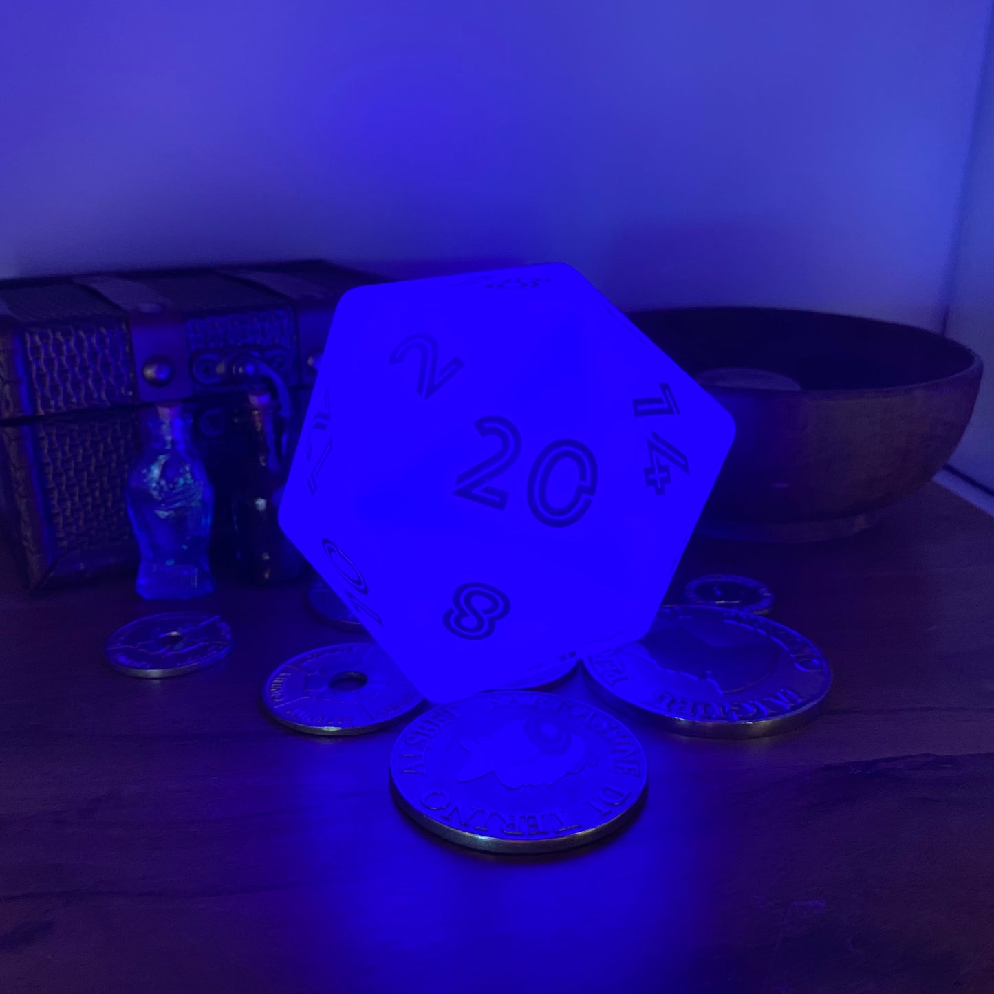 The Bigger One That Lights up - 86mm LED D20