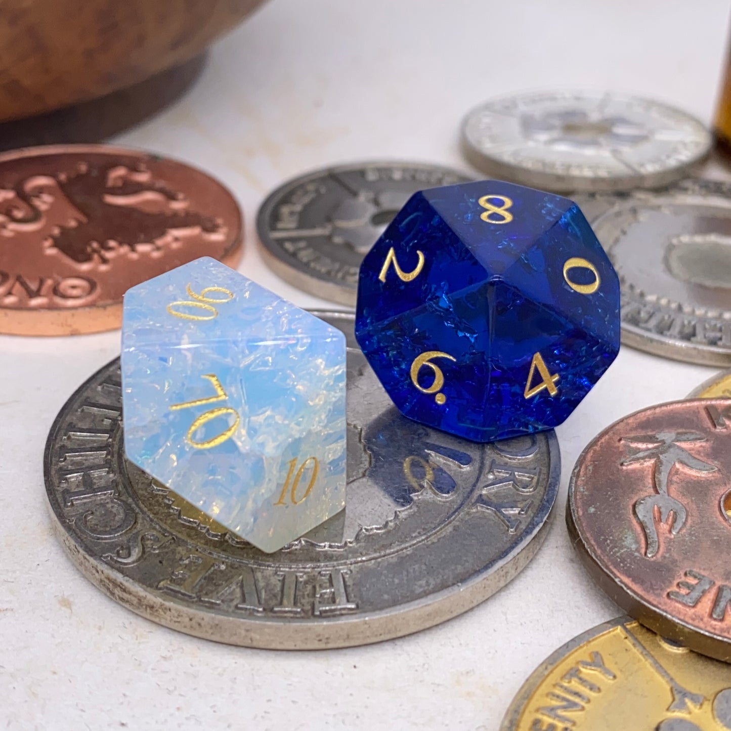 Crackle Effect Glass Dice - Mixed Colours