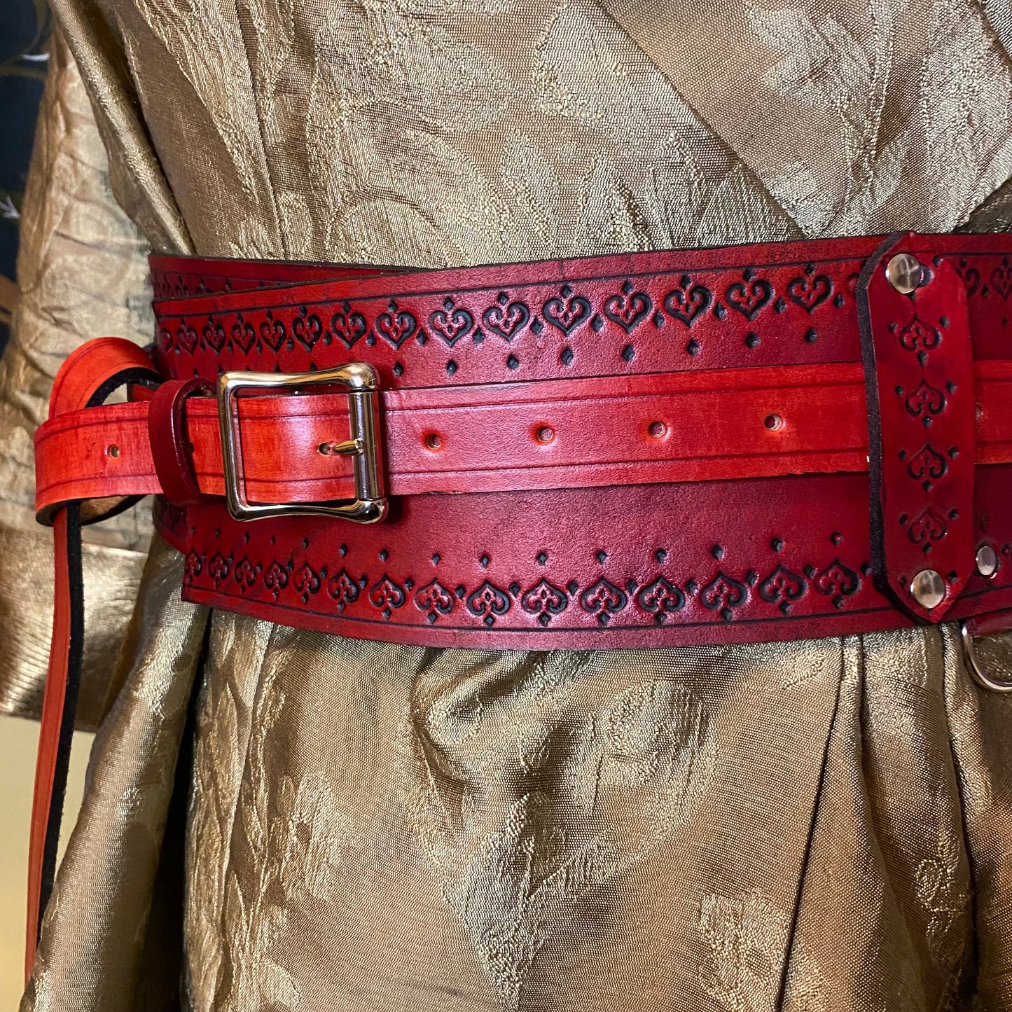 Red Leather Demi-Hero Belt (to fit 36-44 inches)