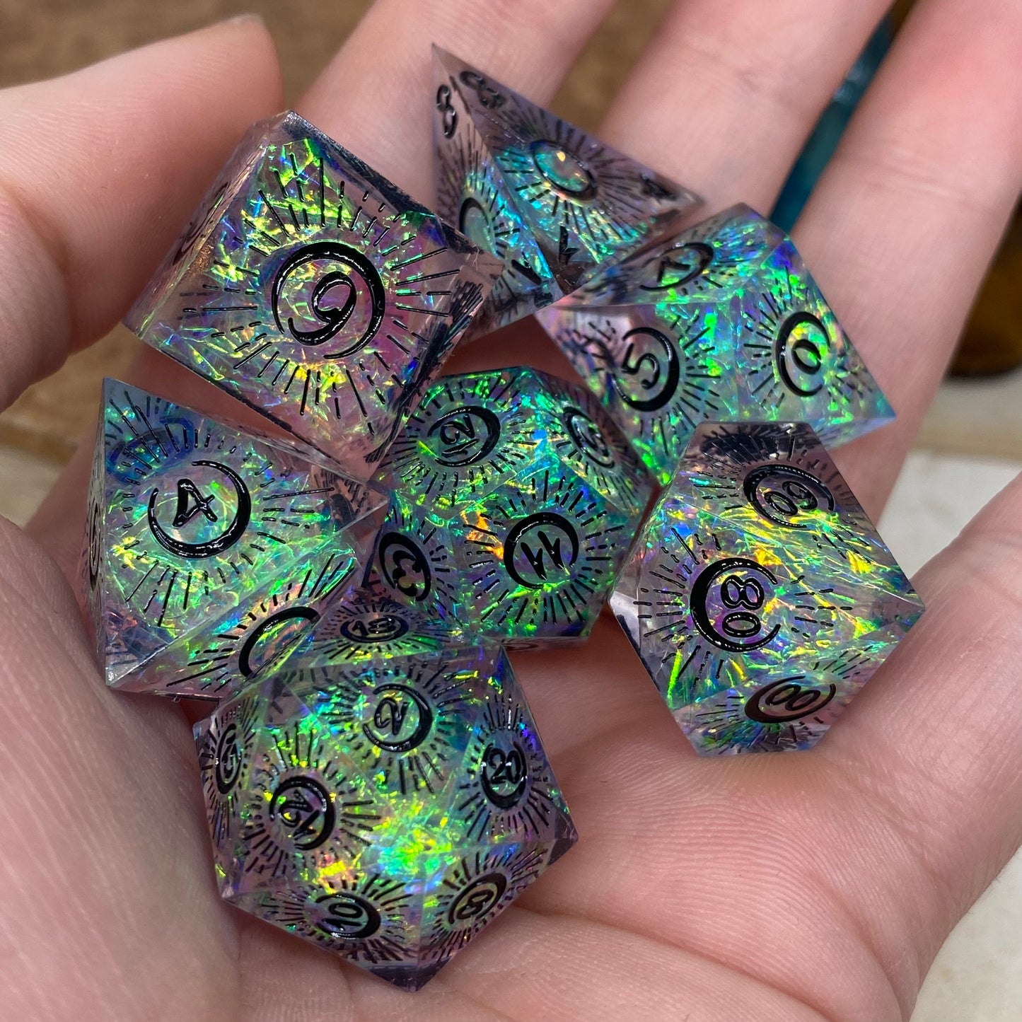 Luna crystal (Sharp Edge)