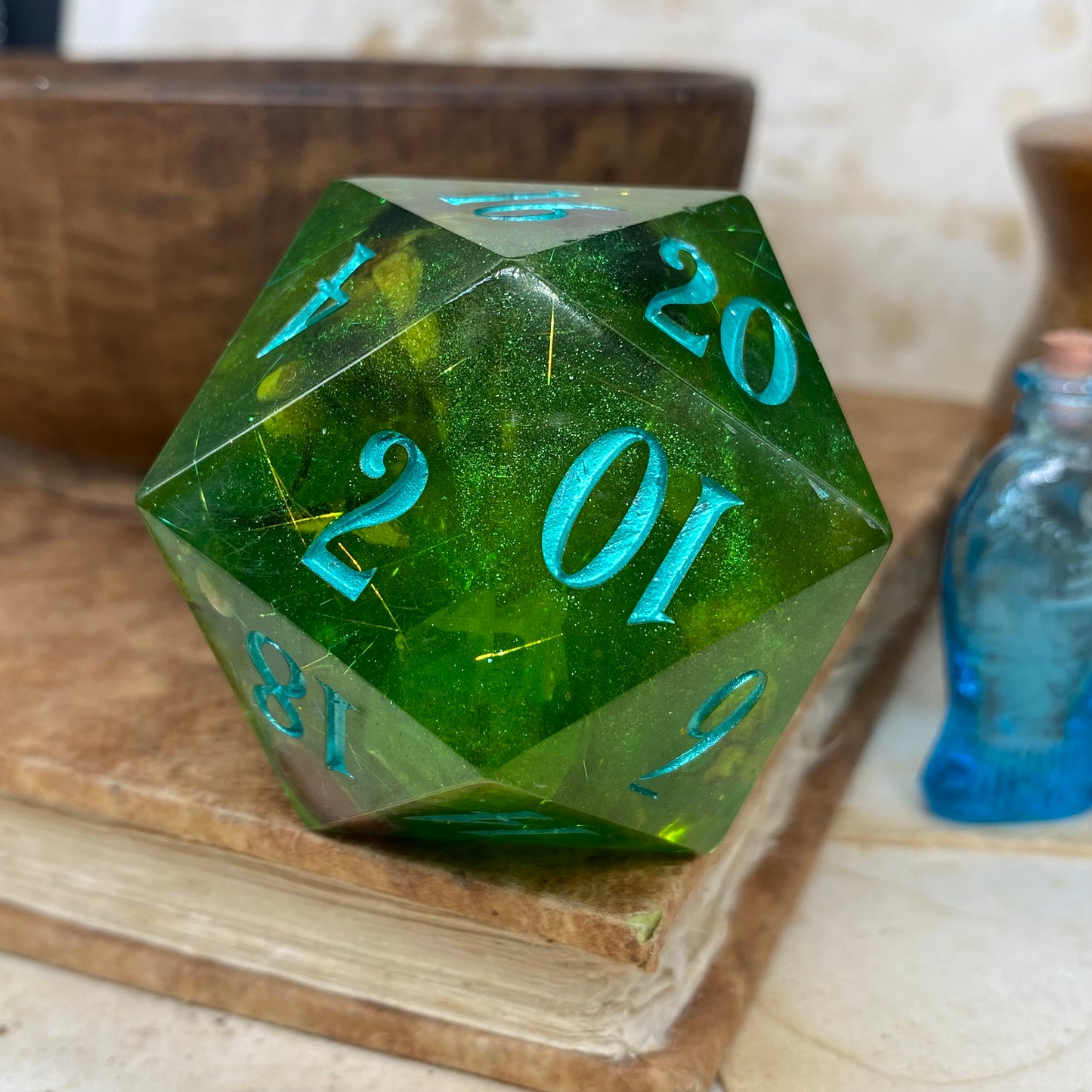 Gelatinous 'Cube' Consumption: Goliath D20 (50mm)