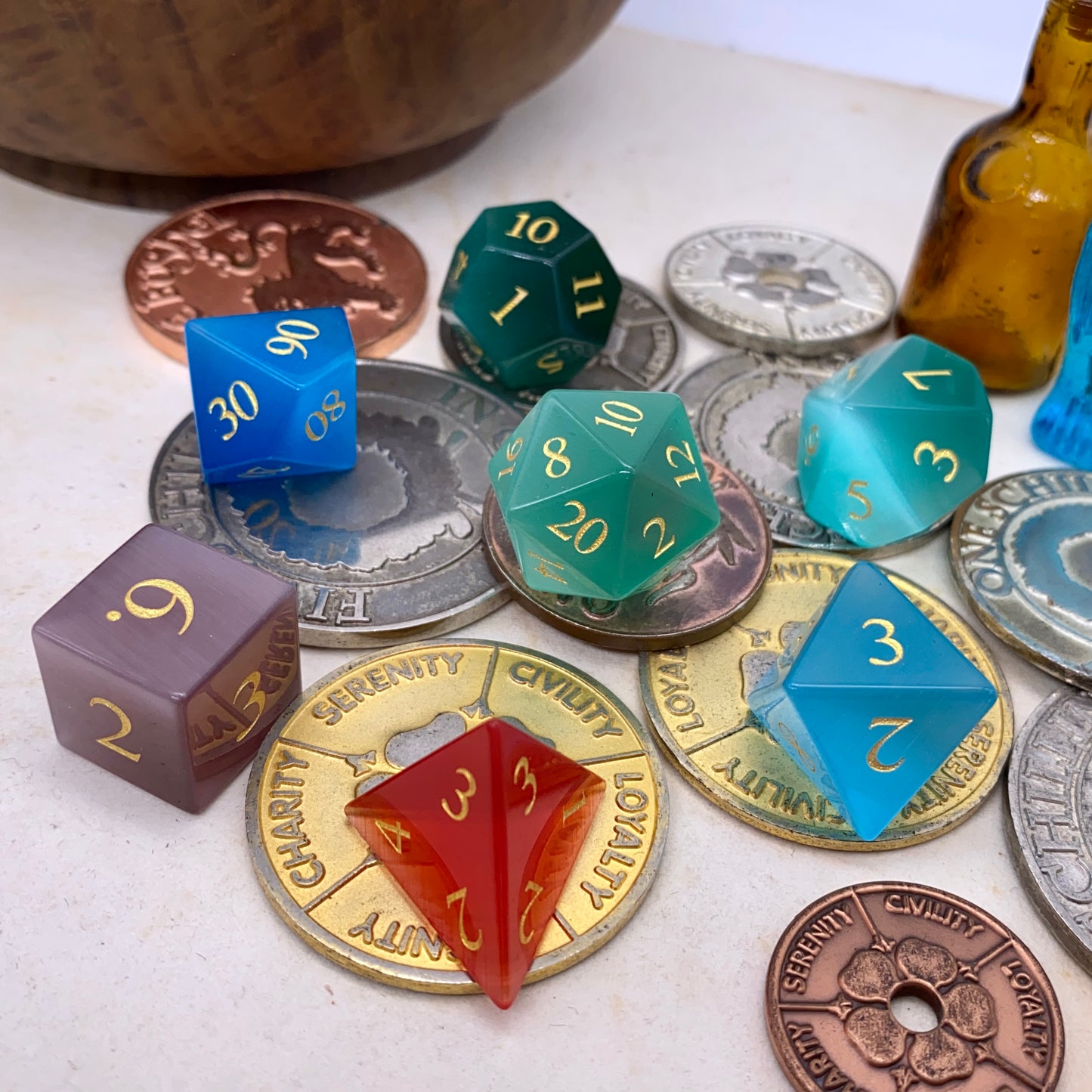 Cats Eye Effect Glass Dice - Mixed Colours
