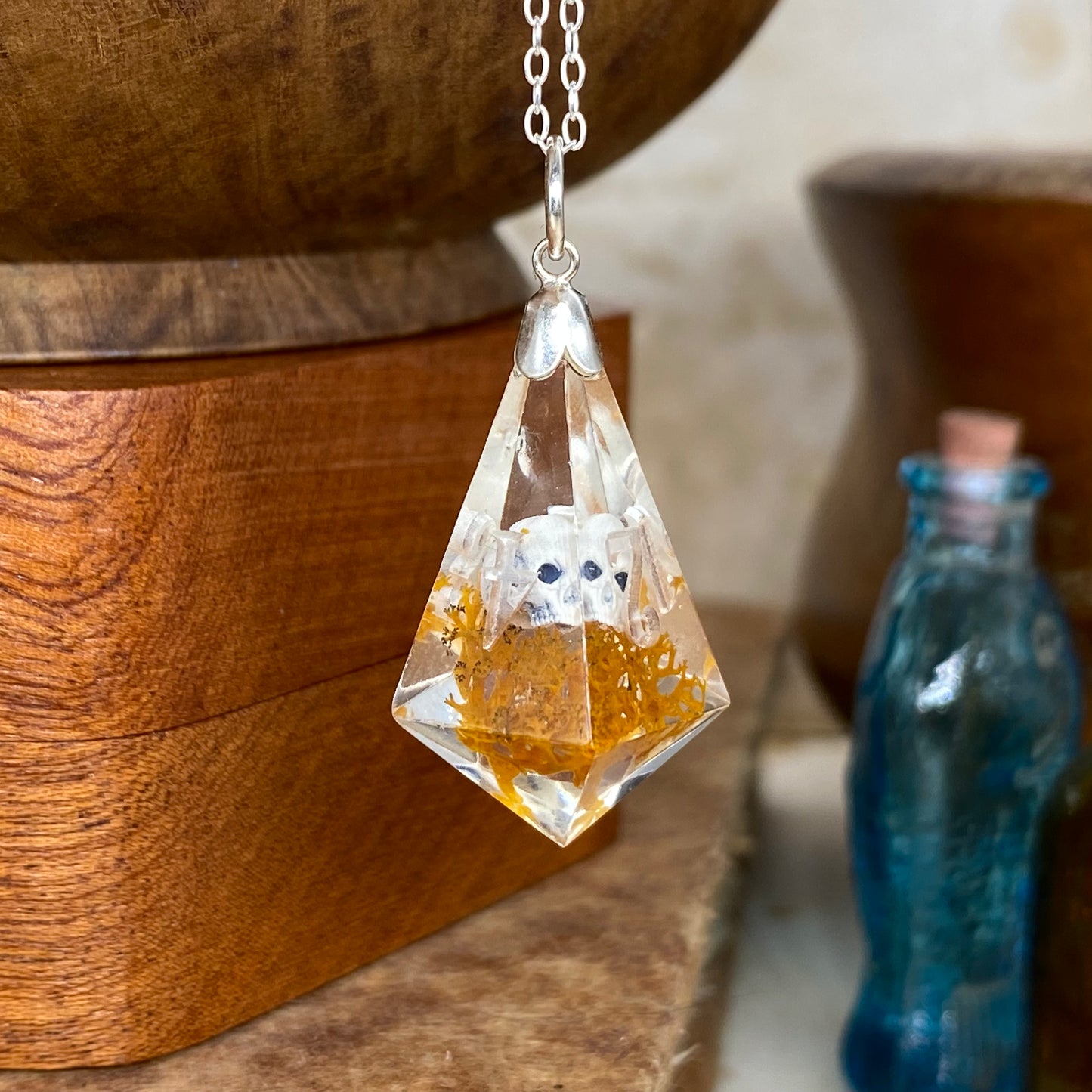 Mossy Skull D4 Pendant