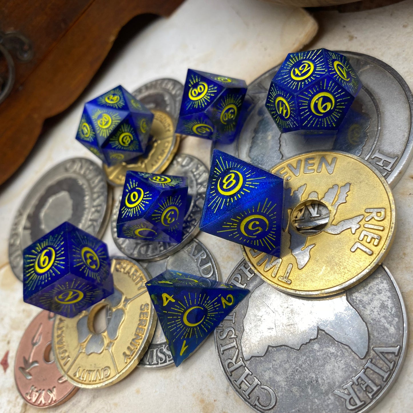 Luna Blue (Sharp Edge)