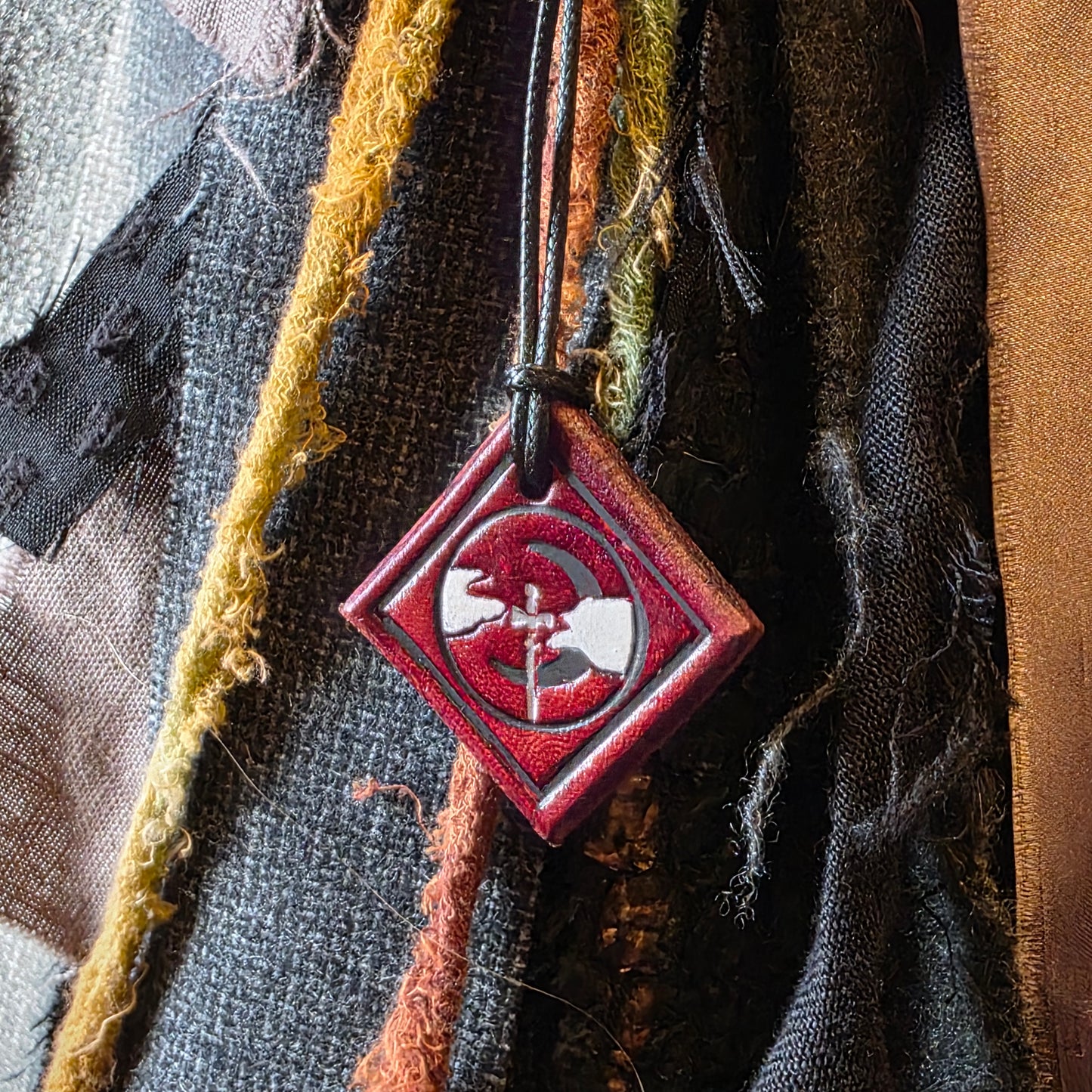 Leather 35mm Scouts Guild Symbol