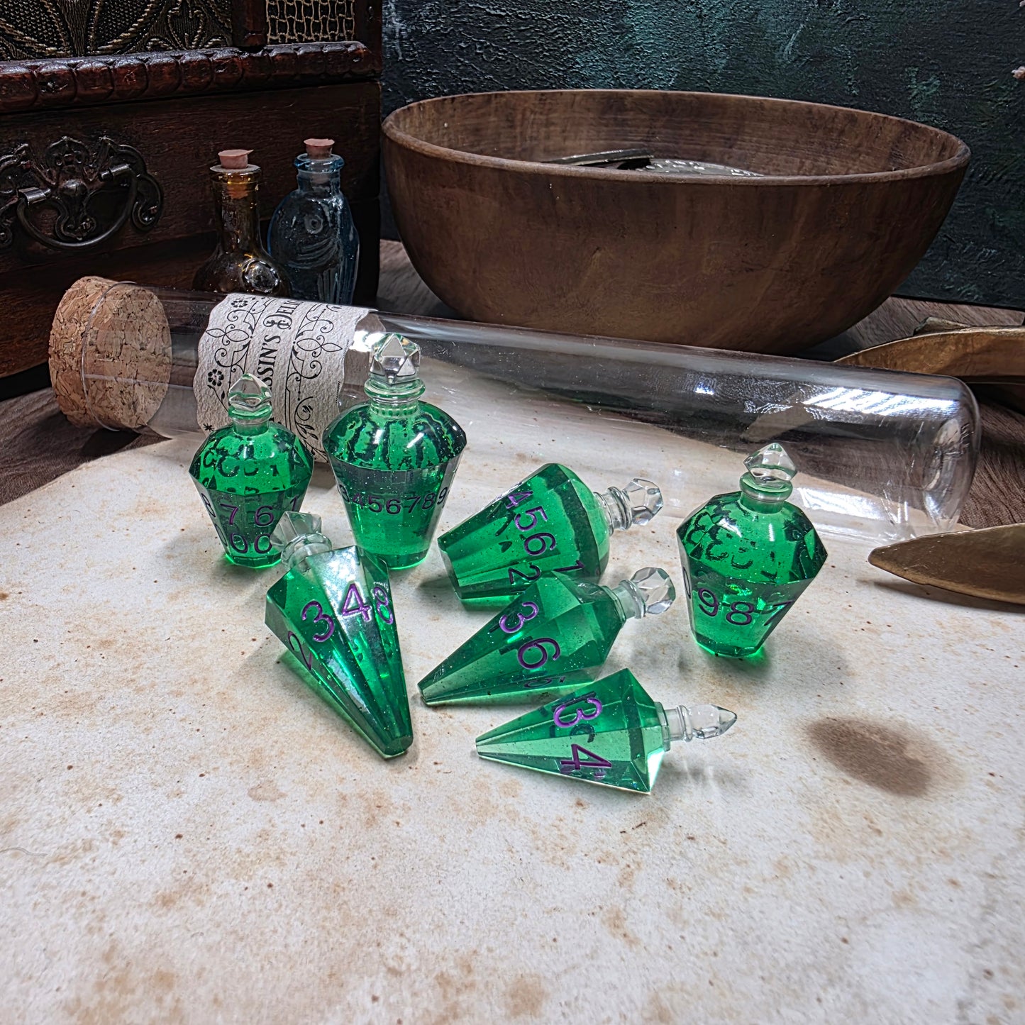 Assassin's Delight Potion Bottle Dice Set (Green)