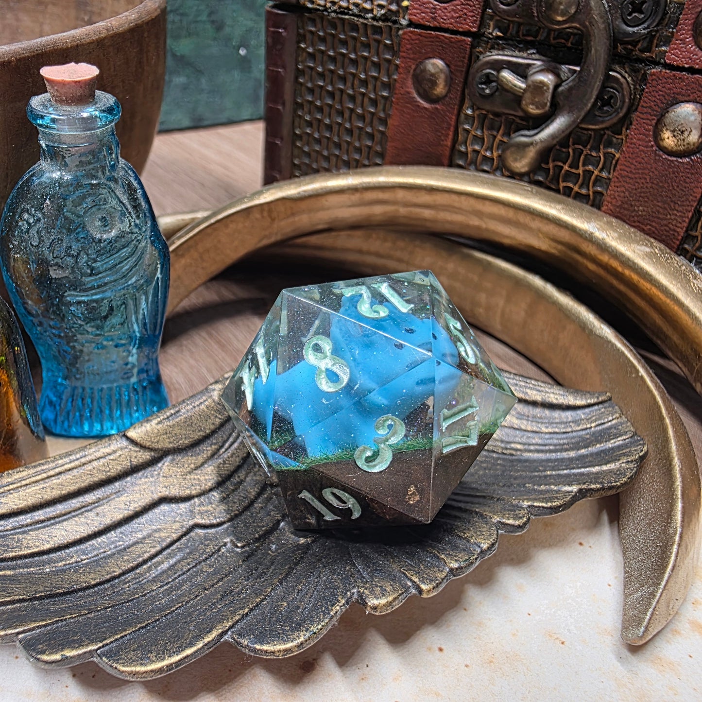 Dinosaur 30mm Chonk D20 - Bright Blue
