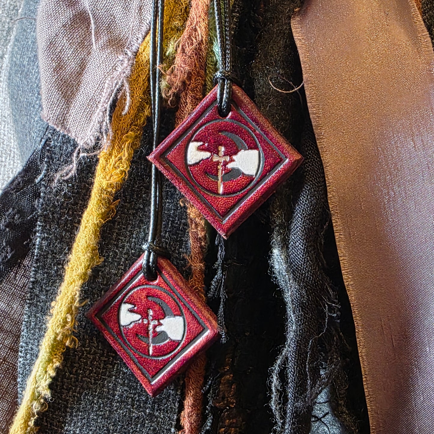 Leather 35mm Scouts Guild Symbol