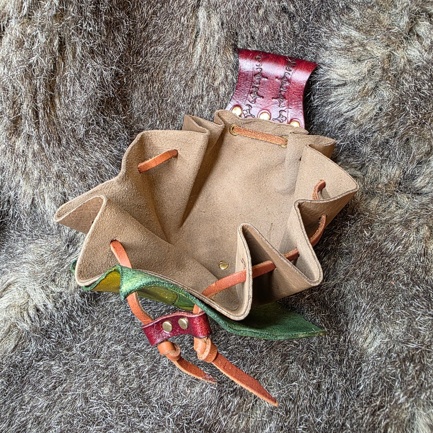 Leaf Shaped Leather Drawstring Belt Pouch