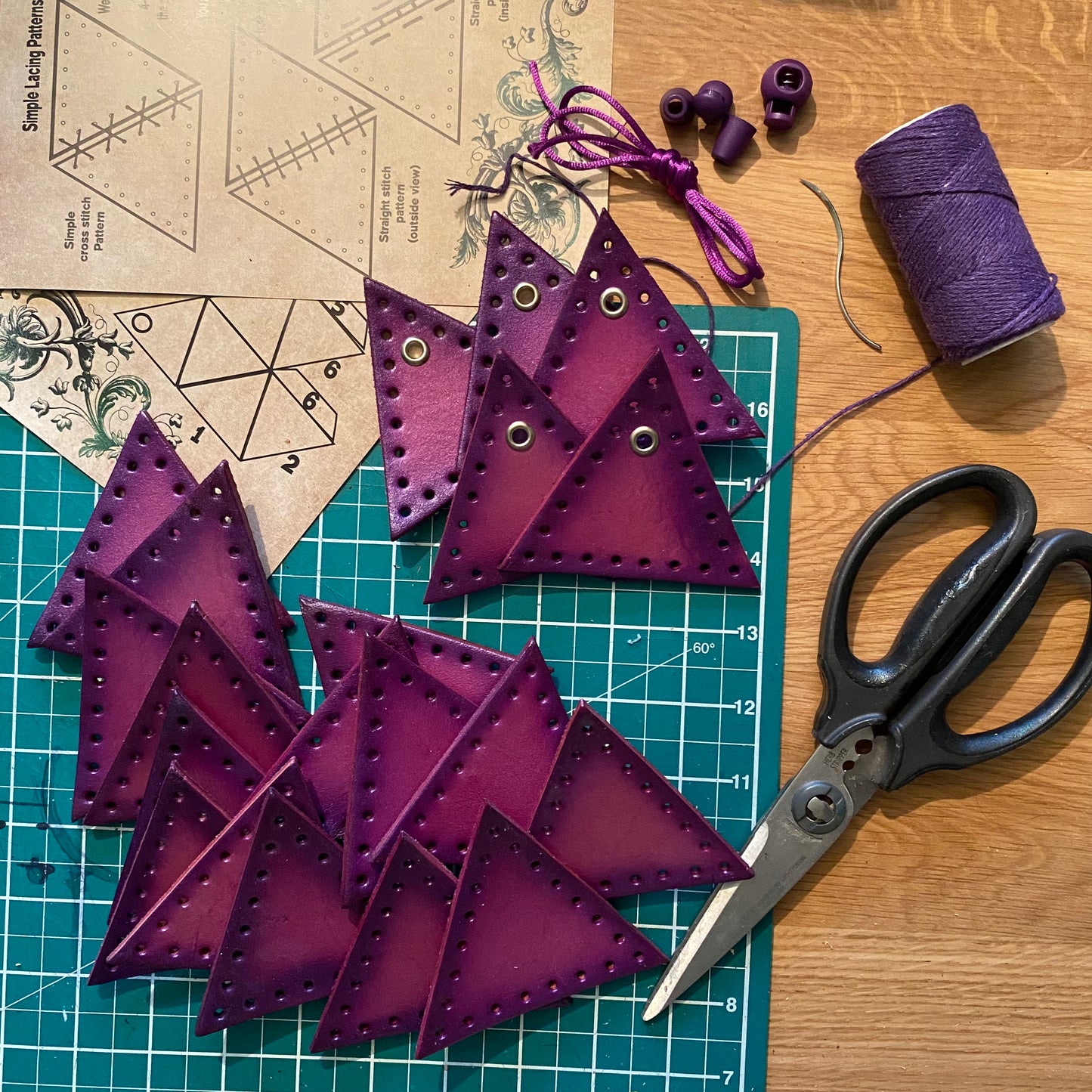 D20 Dice Bag Kit - Tendril Purple (Made to Order)