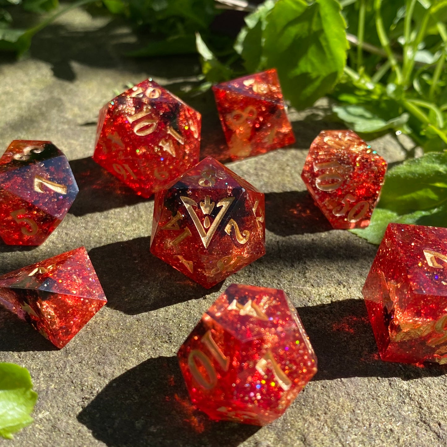 Red, Black, Gold 8 Piece Advantage Set
