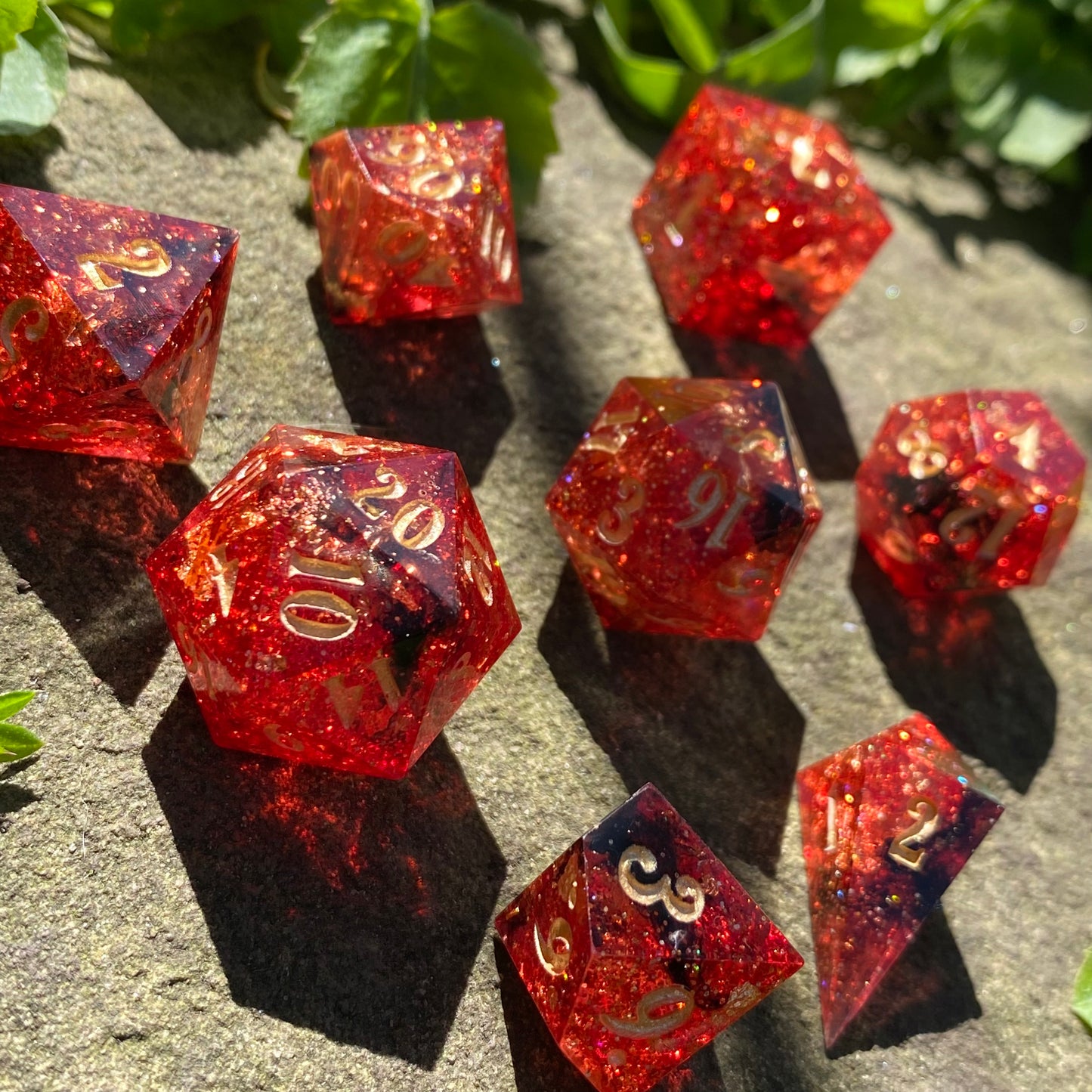 Red, Black, Gold 8 Piece Advantage Set