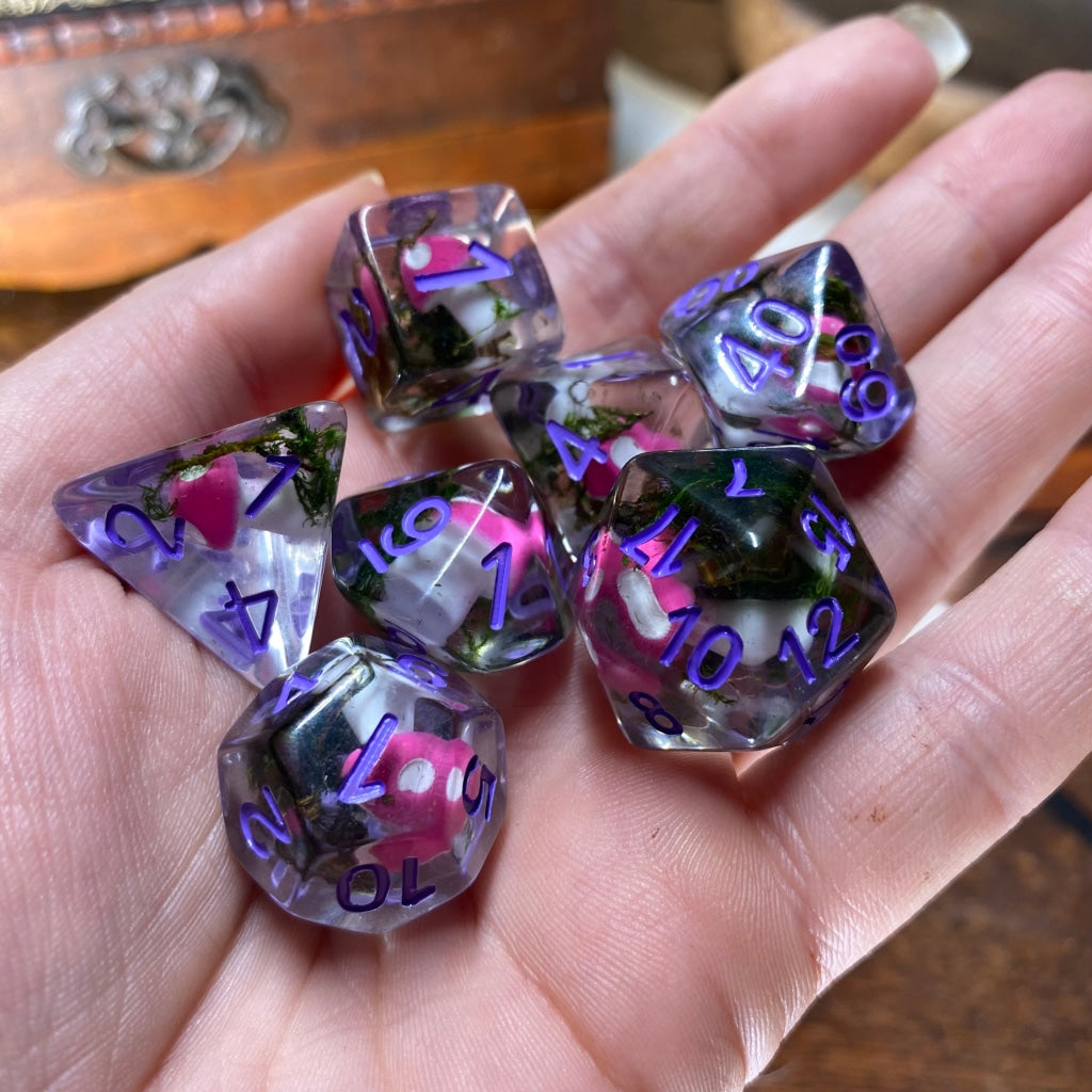 Mushroom - Whisper Cap Standard Dice