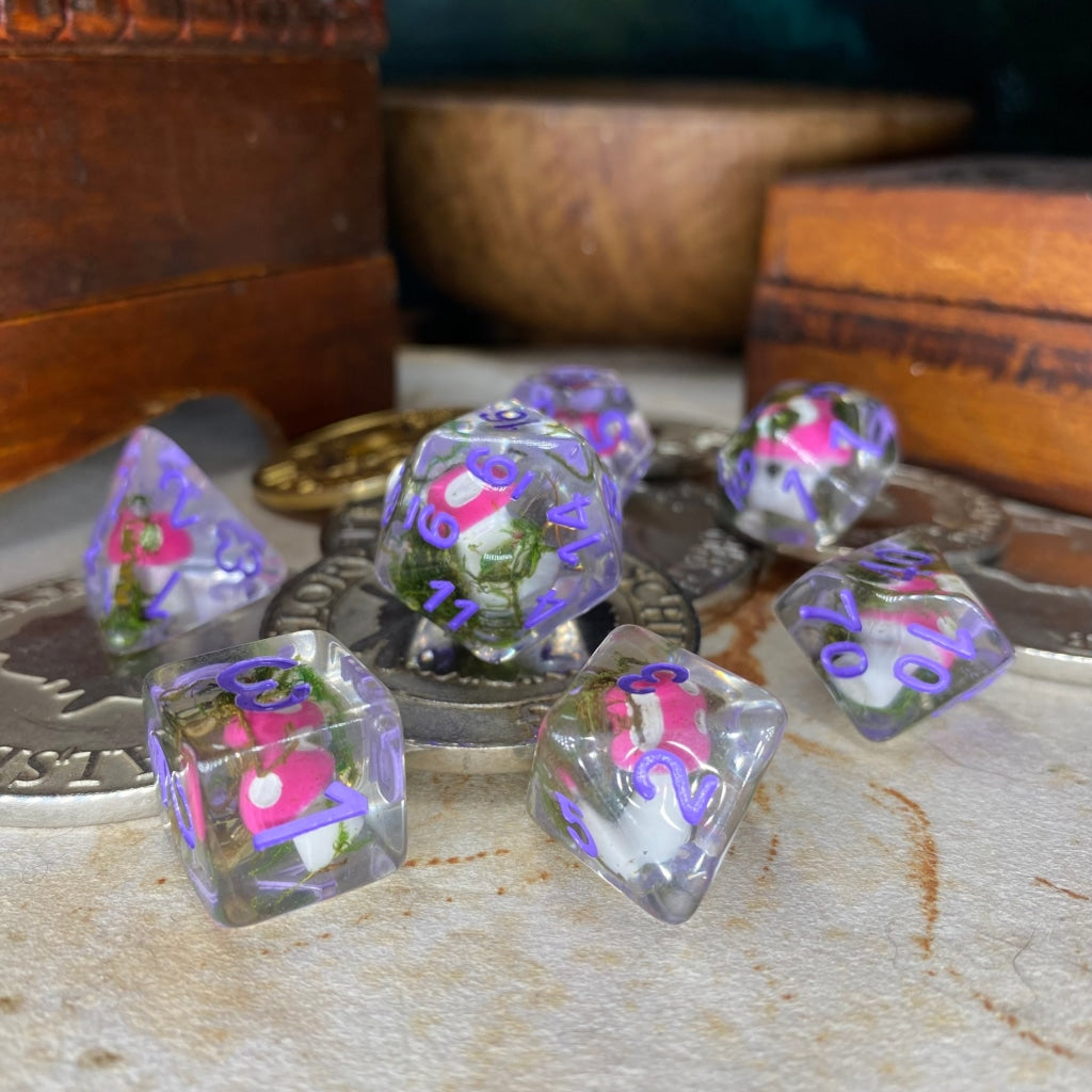 Mushroom - Whisper Cap Standard Dice