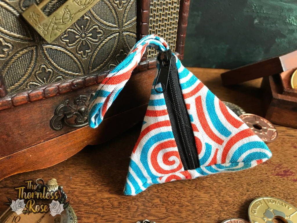 Swirl Pattern Pyramid Pouch Blue/orange/white