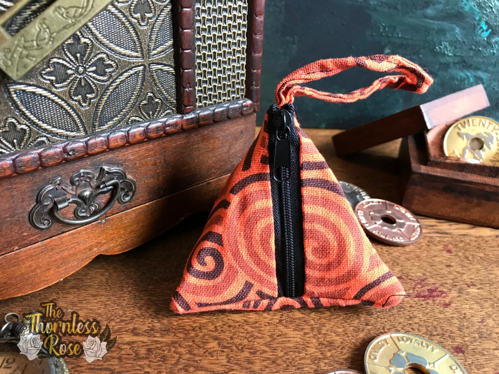 Swirl Pattern Pyramid Pouch Orange/brown