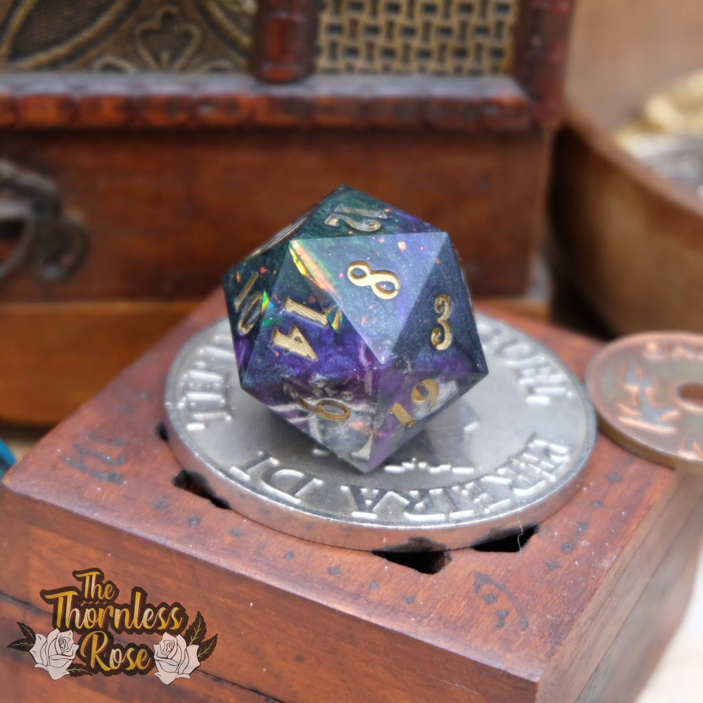 Venomous Dragon Scale 30Mm Chonk D20 Handmade Dice