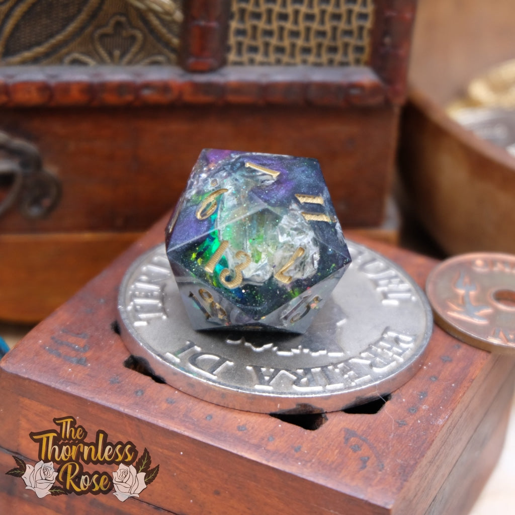 Venomous Dragon Scale 30Mm Chonk D20 Handmade Dice