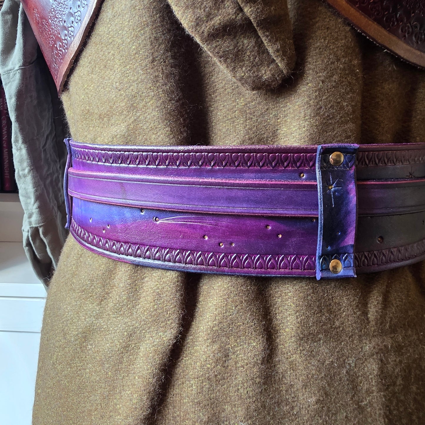 Galaxy Leather Demi-Hero Belt (to fit 38-44 inches)