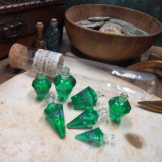Assassin's Delight Potion Bottle Dice Set (Green)