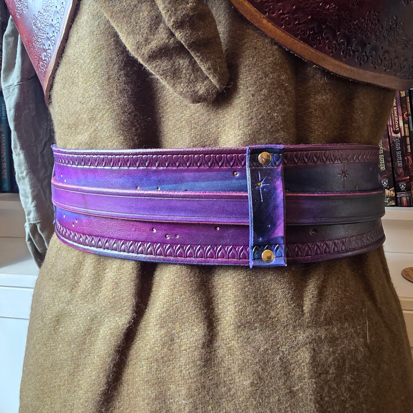 Galaxy Leather Demi-Hero Belt (to fit 38-44 inches)